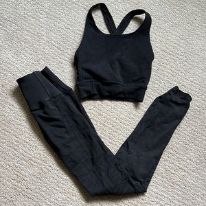 Black SculptKnit Fabletics Set